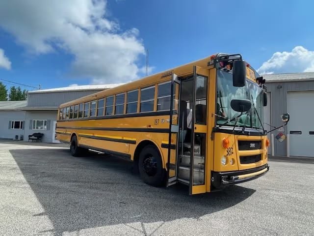 School Bus charter bus rental â photo 3