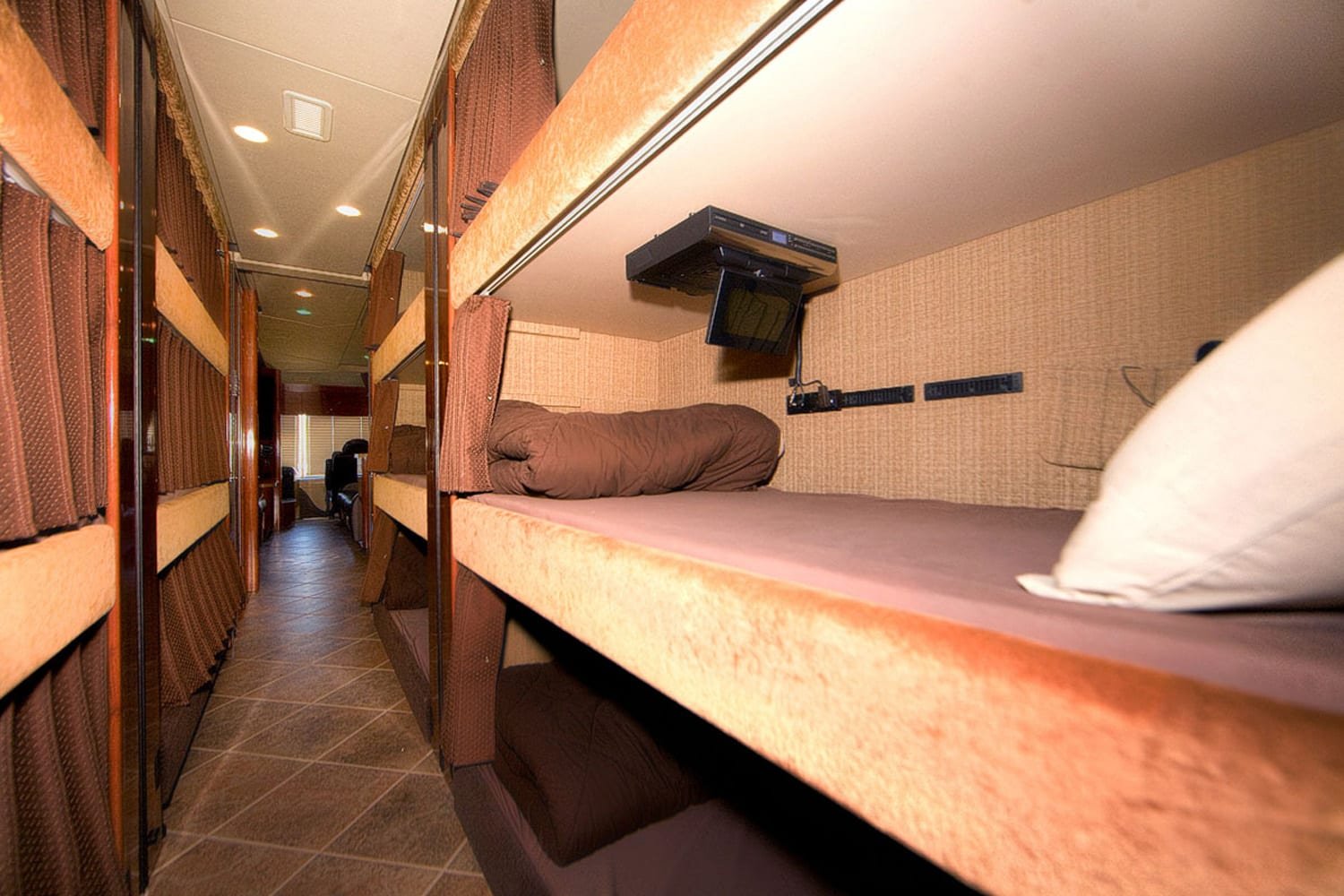 Sleeper Coach charter bus rental
